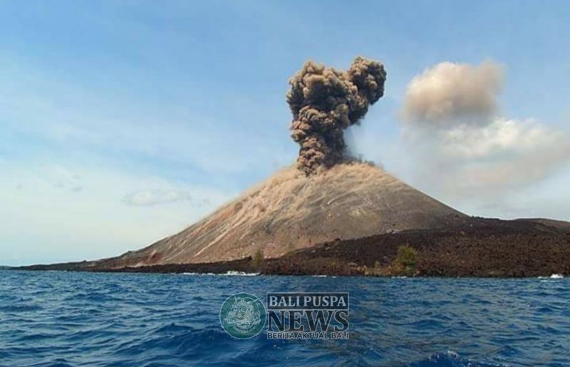 Longsor Bawah Laut Tsunami Akibat Erupsi Gunung Krakatau