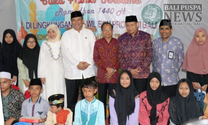 Gubernur dalam sambutannya di acara Buka Puasa Bersama yang dilaksanakan di Kantor Wilayah (Kanwil) Badan Pertanahan Nasional (BPN) Provinsi Bali, Jumat ( 24/5) petang.