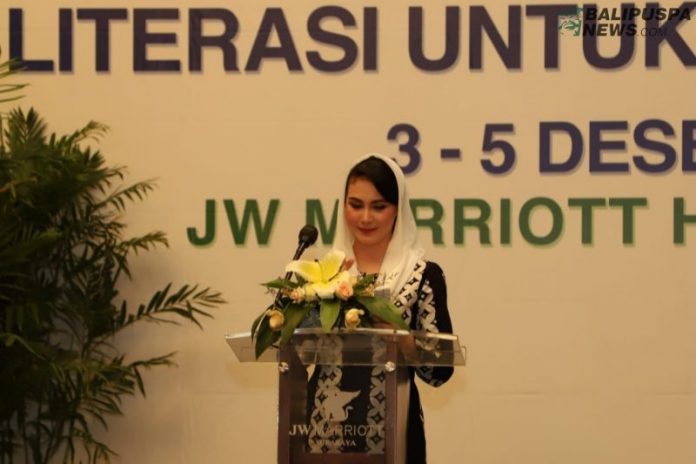 Bunda Baca Jawa Timur, Arumi
