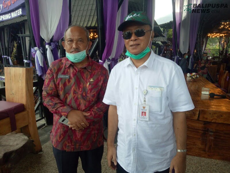 Deputi kemaritiman dan SDA Kementerian Bappenas Arifin Rudiyanto bersama Sekda Bangli IB Giri Putra