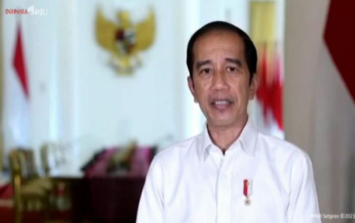 Presiden Joko Widodo dalam keterangan pers yang ditayangkan di kanal YouTube Sekretariat Kabinet, Jumat (12/3/2021). (Foto : Kanal YouTube Sekretariat Presiden)