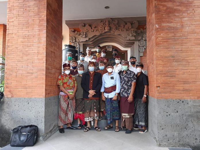 LBH Paiketan Krama Bali usai menyatakan Dukungan ke PHDI Bali