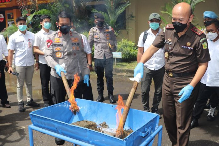 Pemusnahan barang bukti narkoba di Mapolda Bali, pada Rabu (17/11/2021)