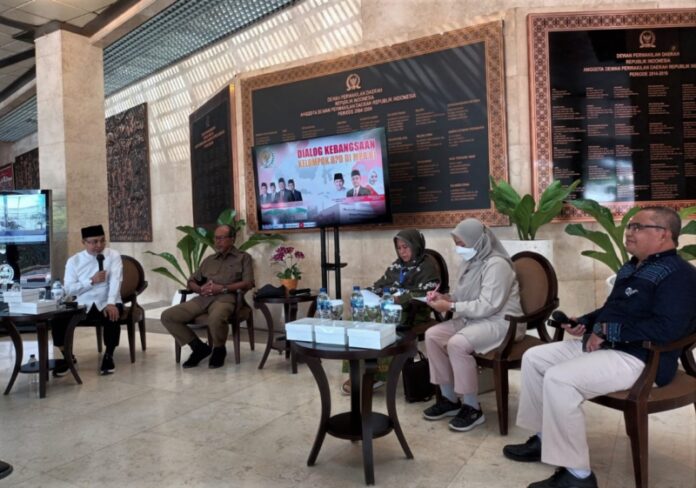 Diskusi Dialog Kebangsaan bertajuk 'Katakan Tidak pada Biaya Pemilu dan Pilkada Mahal' di Lobi Gedung DPD RI, Kamis (23/6/2022). (Foto: balipuspanews.com)