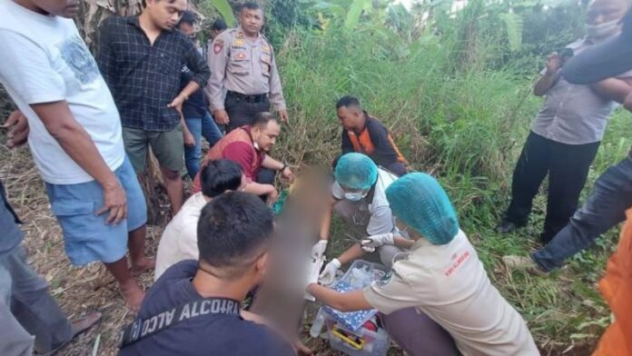 Siswa yang diduga mengalami depresi dan jatuh ke jurang sedalam 40 meter berhasil dievakuasi, Rabu (20/7/2022) 