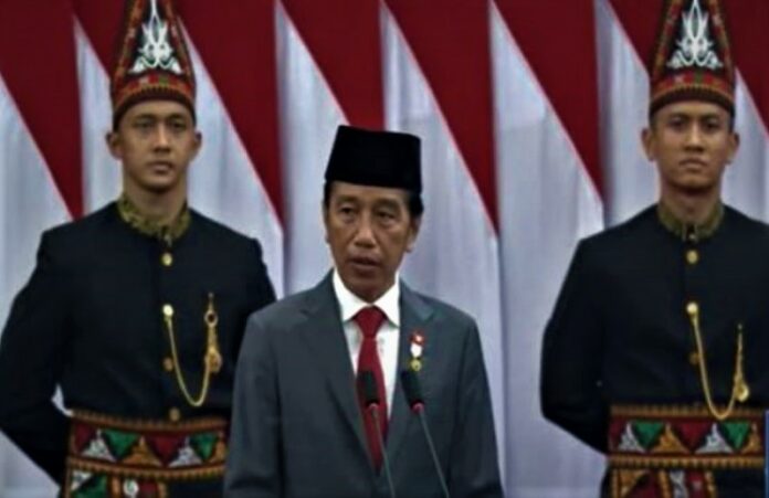 Presiden Joko Widodo pada Pidato Penyampaian Keterangan Pemerintah atas Rancangan Undang-Undang (RUU) tentang Anggaran Pendapatan dan Belanja Negara (APBN) Tahun 2023 beserta Nota Keuangannya di depan Rapat Paripurna DPR RI di Gedung Nusantara MPR/DPR/DPD RI, Jakarta, Selasa (16/8/2022). (Foto: DPR RI)