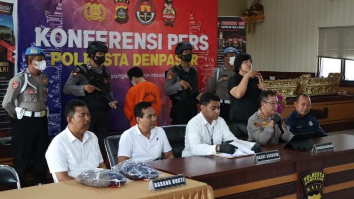 Seorang terapis yang melakukan pencabulan terhadap ABG turis asal Australia diamankan