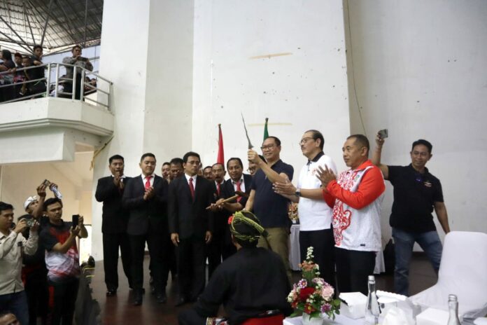 Wabup Badung I Ketut Suiasa sekaligus Ketua IPSI Bali membuka secara resmi IPSI Bali Championship 2023, bertempat di GOR Lila Bhuana, Denpasar, Jumat (25/8/2023)
