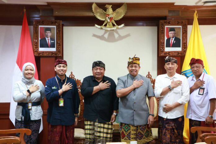 Pj Gubernur Bali saat menerima Audiensi Komisi VI DPR RI beserta Sales Area Manager Retail Bali Pertamina