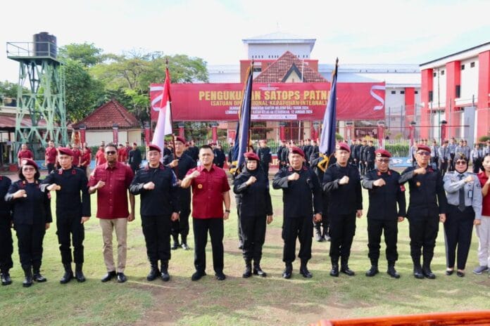 Tim Satuan Operasional Kepatuhan Internal (Satops Patnal) Pemasyarakatan di Lingkungan Kantor Wilayah Kementerian Hukum dan Hak Asasi Manusia Bali resmi dikukuhkan, pada Jumat (12/1/2024)