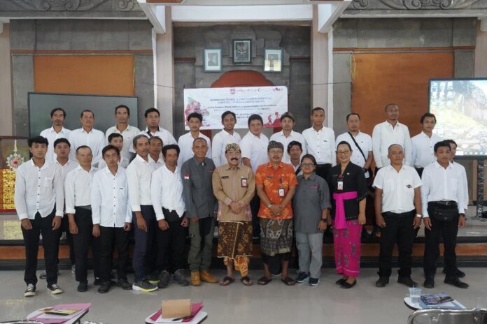 Pemkab Karangasem gelar Bimtek dan sertifikasi kompetensi bagi pemandu pariwisata Gunung Agung