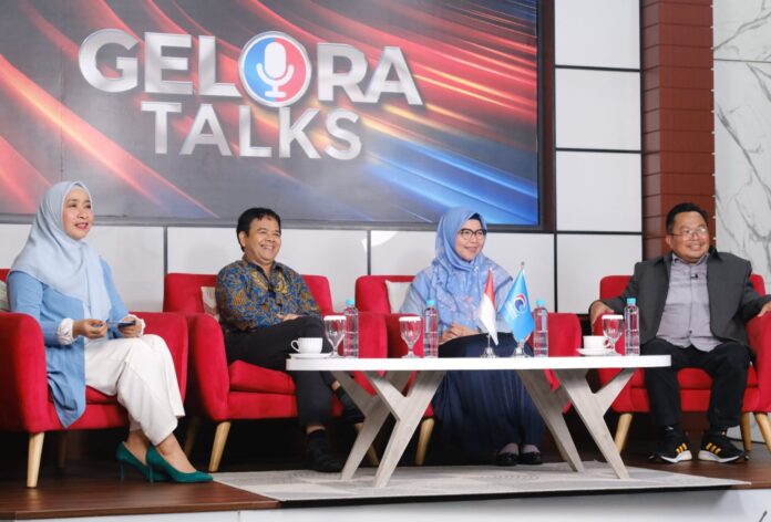 Diskusi Gelora Talks bertajuk 'Guru, Kesejahteraan, Profesionalitas dan Masa Depan Indonesia Emas 2045', Rabu (4/12/2024). (Foto: Partai Gelora)