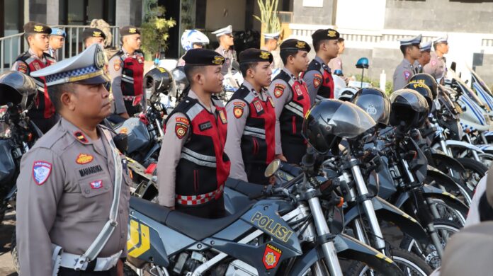 Kapolresta Denpasar Kombes Pol Muhammad Iqbal Simatupang, S.I.K., M.H, melepas 