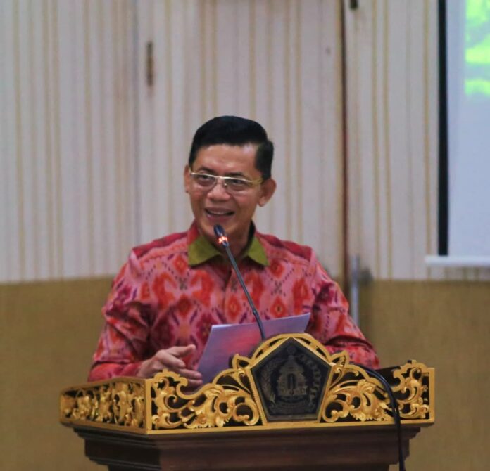 Bupati Klungkung, Made Satria