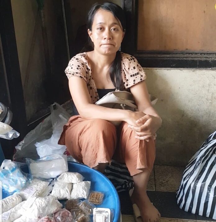 Seorang pedagang tahu tempe di Pasar Galiran yang diduga menjadi korban hipnotis