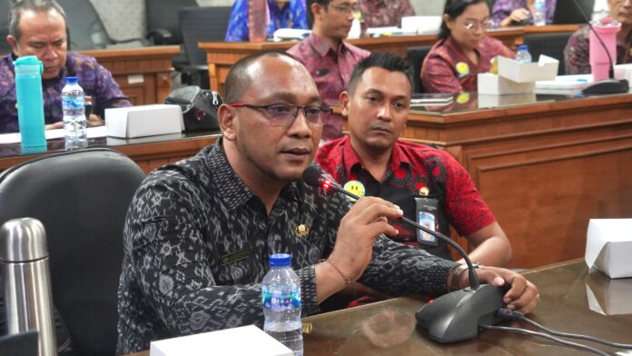 Direktur RSUD Karangasem, dr. Putu Angga Wirayogi