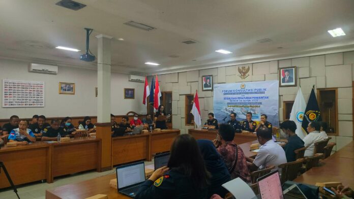 Forum Konsultasi Publik (FKP) dan Sosialisasi Peraturan Pemerintah (PP) Nomor 28 Tahun 2025 yang digelar di Kantor ATLI Denpasar, Rabu (3/9/2025)