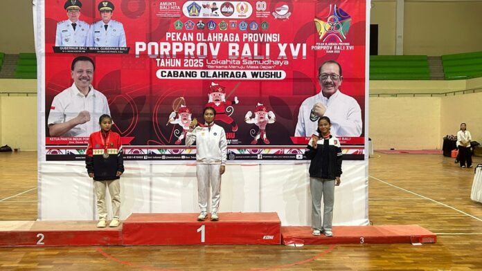 Atlet Wushu Karangasem sukses sabet medali emas di ajang Porprov Bali XVI yang dihelat di stadion Debes, Tabanan