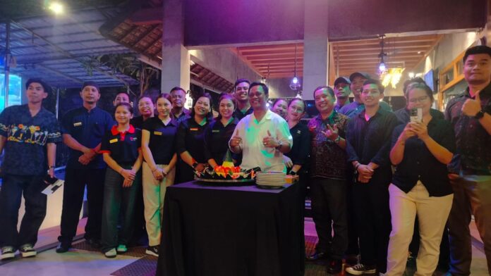 Manajemen Sixty Nine Bar & Resto Kuta, rayakan hari jadi ke 16