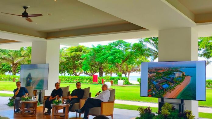 Peluncuran buku Tropical Indulgence: The Meru Sanur and Bali Beach Hotel bersamaan dengan pembukaan pameran Reviving the Legacy