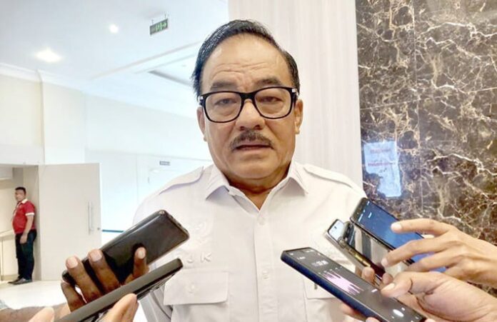 Anggota DPR RI daerah pemilihan (Dapil) Papua Barat Daya, Robert J. Kardinal. (Foto: DPR RI)