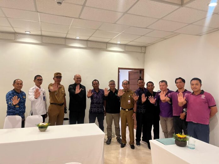 Dinas Tenaga Kerja menyelenggarakan kegiatan sosialisasi narkoba dan deteksi dini penyalahgunaan narkoba di Hotel Como Shambhala Estate, Payangan, Senin (27/4/2026)