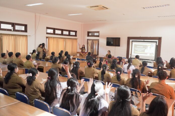 Dinas Kearsipan dan Perpustakaan (Diskerpus) Kabupaten Badung menggelar Bimbingan Teknis Literasi Informasi bagi pustakawan, guru, dan pegiat literasi Kabupaten Badung, Senin (10/8/2026)