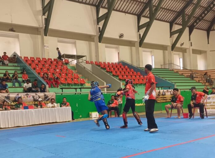 Atlet Wushu Kabupaten Buleleng saat mempersiapkan diri jelang Bupati Badung Cup Bali 2026