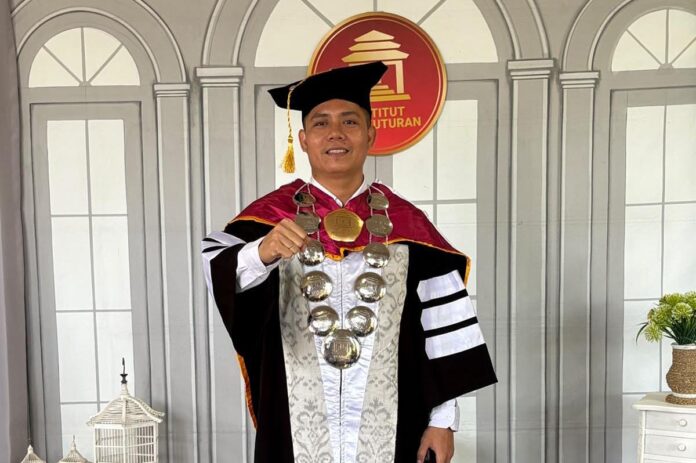 Dekan Fakultas Dharma Acarya Institut Agama Hindu Negeri Mpu Kuturan, Dr. Gusti Ngurah Arya Yudaparmita, S.Pd., M.Pd